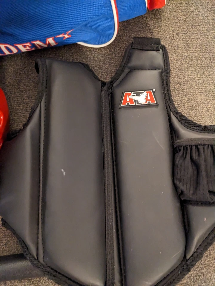 ATA Sparring Gear Taekwondo Karate Artes Marciales Casco Pecho Bolsa de Lona Juvenil Foto 4 de 4