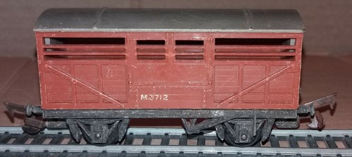 Triang R122 Viehwagen 3217 - Spur OO | Condition: Used
