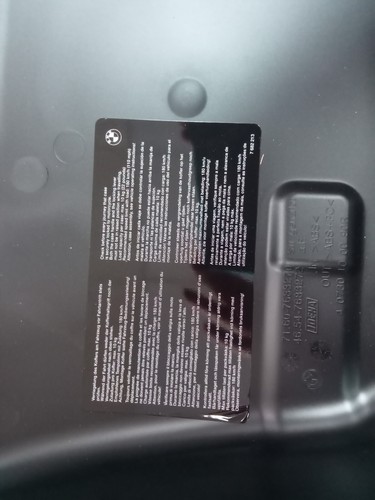 BMW Genuine RH Pannier Cover - Saphire Black R1200RT 46547720440 - Picture 4 of 7