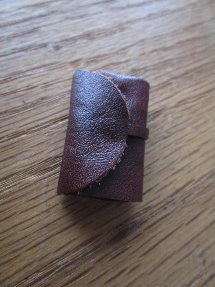 Franklin Mint 1/10 Indian Motorcycle Leather Tool Roll Pouch Bag W/Tools Danbury - Image 4 of 4