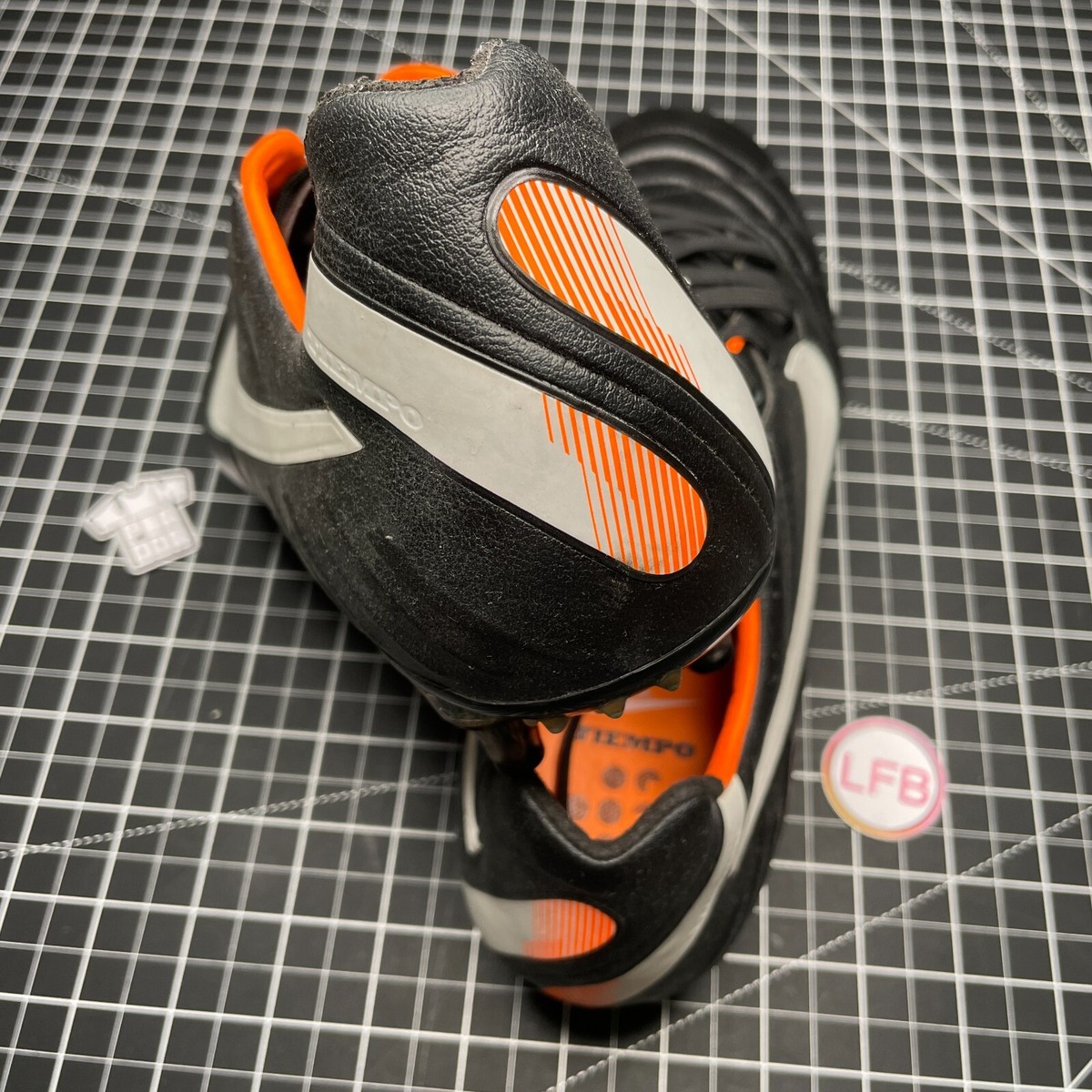 ⚫ 2011 Nike Tiempo Legend IV SG 454330-018 - EU 44 • US 10  display picture 3