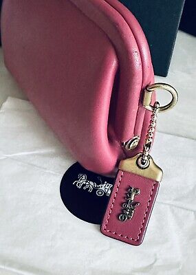 COACH 1941 DUSTY PINK KISSLOCK COIN CASE PURSE GOLD 68326 | eBay COACH 1941 DUSTY PINK KISSLOCK COIN CASE PURSE GOLD 68326 | eBay