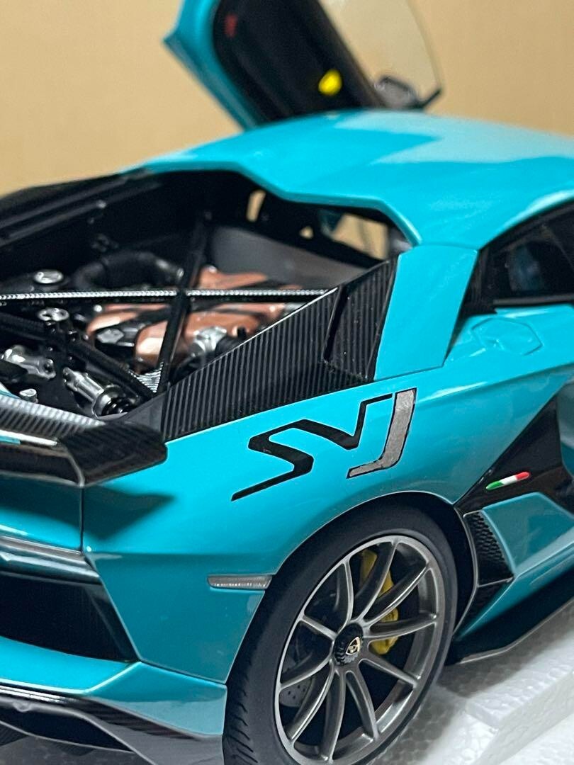 1/18 AUTOart Lamborghini Aventador SVJ Turquoise Blue From 1/18 AUTOart Lamborghini Aventador SVJ Turquoise Blue From