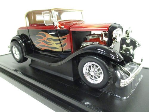 YAT MING / ROAD SIGNATURE - 1932 FORD ROADSTER STREET ROD - 1/18 DIECAST - Picture 6 of 21