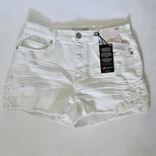SO Junior's White Denim High Rise Stretch FLX Shortie Shorts, MSRP $38