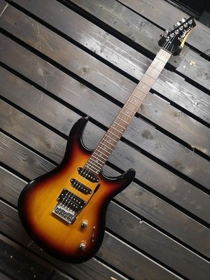 Price Negotiable!!  !!  Washburn RX10 VSB Electric Guitar Sunburst