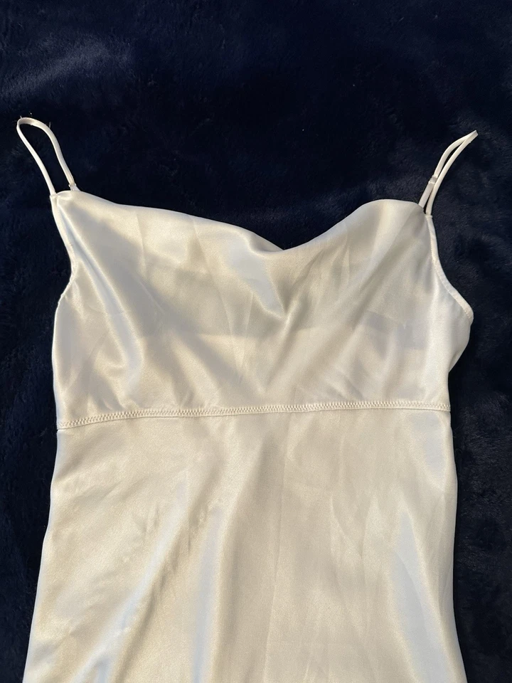 Victoria’s Secret Women’s XS Satin White Slip Nightie Chemise Coquette Mini - Image 4 of 4