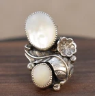 VINTAGE NATIVE AMERICAN NAVAJO STERLING SILVER MATHER OF PEARL RING