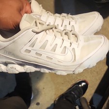 Nike Reax Men  s Low Top Lace Up Athletic Sneaker White US 8.5