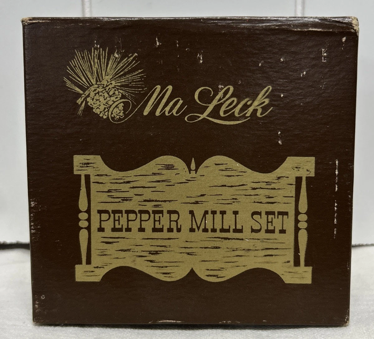 Vintage Ma Peck Wooden Salt & Pepper Mill Set