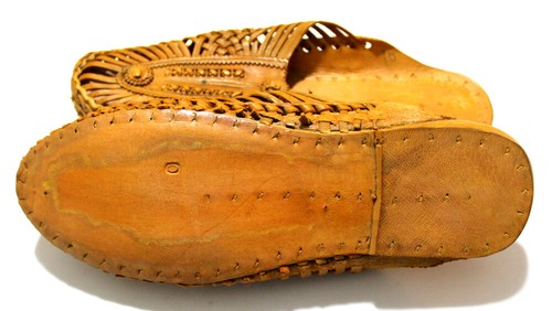 Men Mojari Yellow Leather Sandal Khussa Handmade Jutti Indian Mojari Flip Flops - Picture 5 of 10