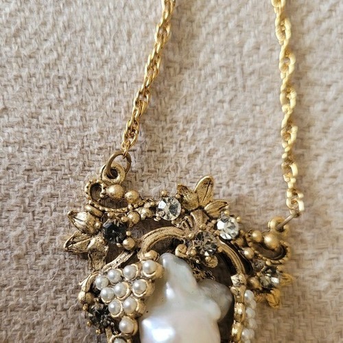 Miss Ellie NYC 16" Baroque and Seed Pearl Necklace Anthropologie Vintage Look - Picture 5 of 6