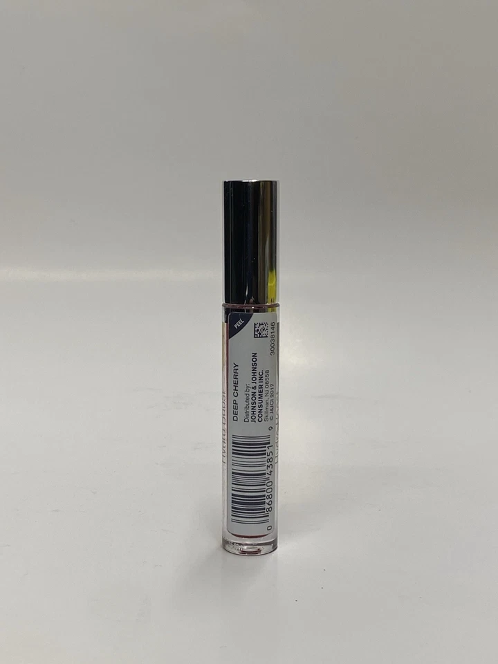 Neutrogena Hydro Boost Hydrating Lip Shine, 80 Deep Cherry - Image 4 of 4