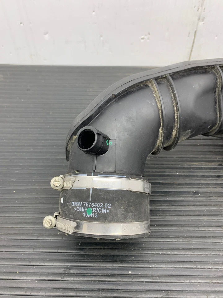 2012-2016 BMW M5 OEM RH 4.4L RIGHT INTAKE MANIFOLD *70K MILES* 11617843274 - Image 2 of 4