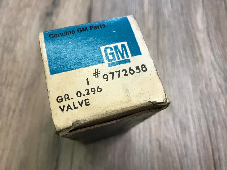 Pontiac 389 GTO 1964 1965 LE MANS TEMPEST NOS GM Valve 9772658 Foto 2 de 2