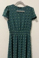 Swiss Dot Dress L Green Short Sleeve Christmas Fashion Midi V-Neck Button