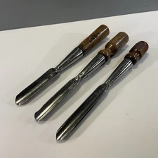3 VINTAGE SOCKETED WOOD CARVING  GOUGES ISAAC GREAVES J.HOWARTH WM 3/4” 7/8” 1”