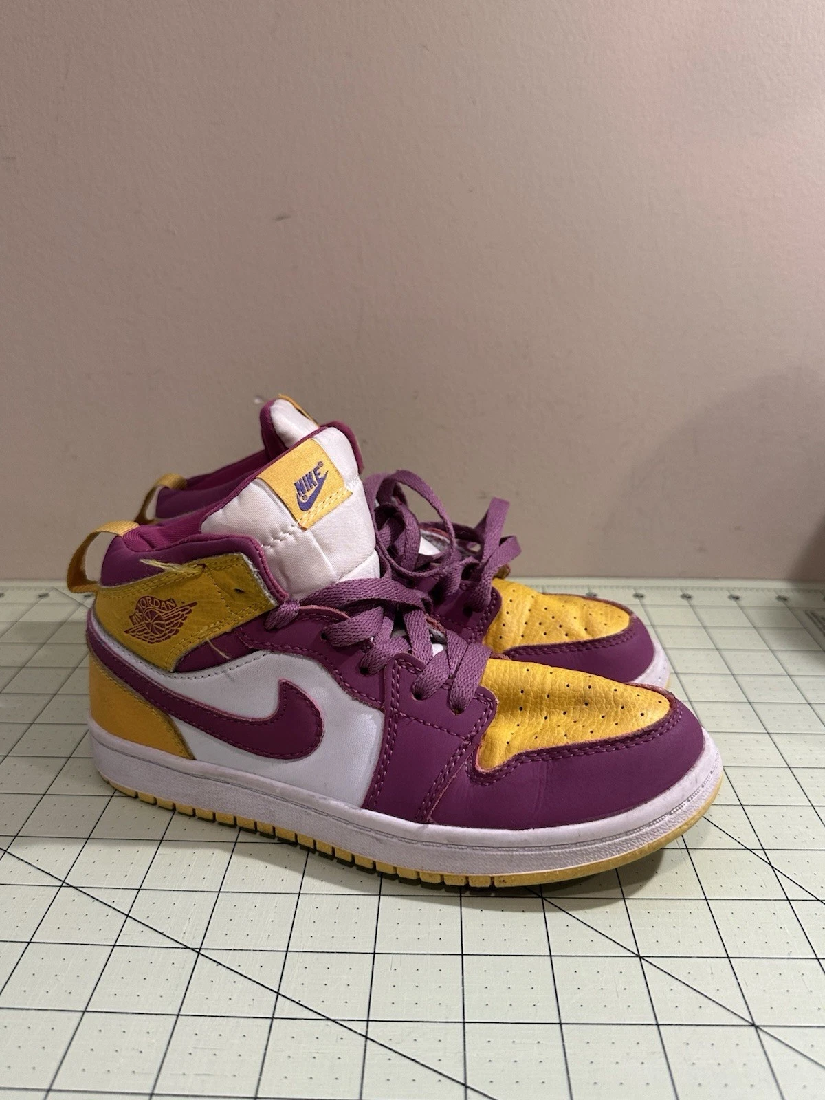 Jordan 1 Retro High OG Brotherhood taglia 2 5 anni