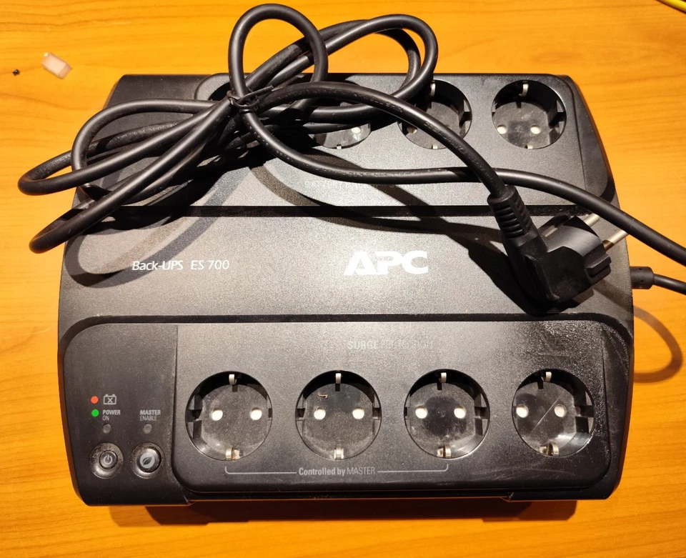 APC Back-UPS ES 700 VA