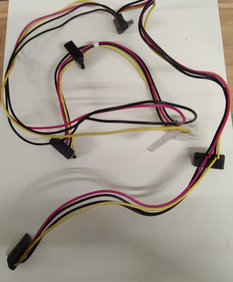 FIJITSU/SIEMENS T26139-Y4012-V1 8PIN AUF 5 SATA STROMKABEL