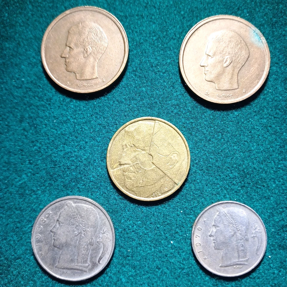 LOTE DE TRABAJO DE 5 X MONEDAS DE FRANCO BELGA PRE-EURO. Foto 2 de 4