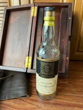 Empty bottle Macallan 32 Years