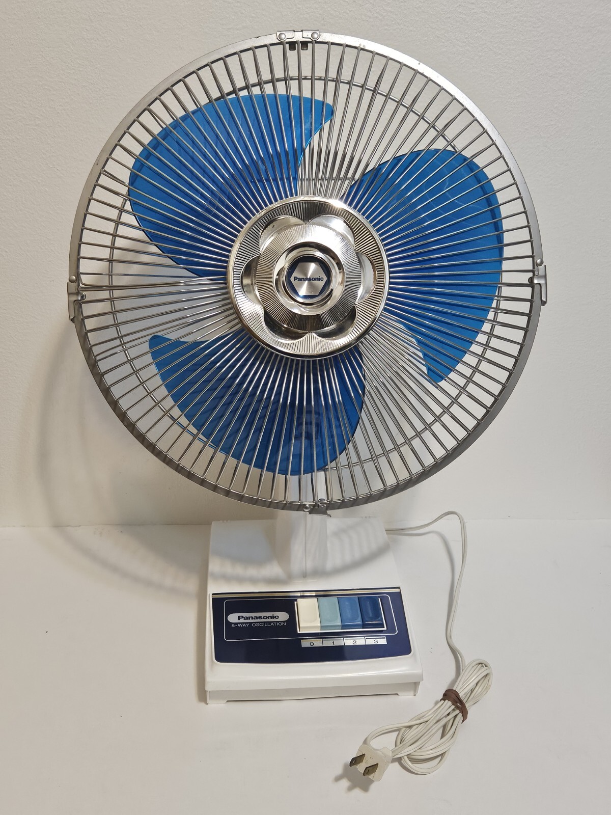 Vintage Panasonic F-1205 Translucent Blue 12-Inch 5-Way Oscillating Fan - Excellent Condition