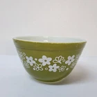 VTG PYREX 401 CRAZY DAISY SPRING BLOSSOM GREEN W/WHITE FLOWERS 1.5 PT SMALL BOWL