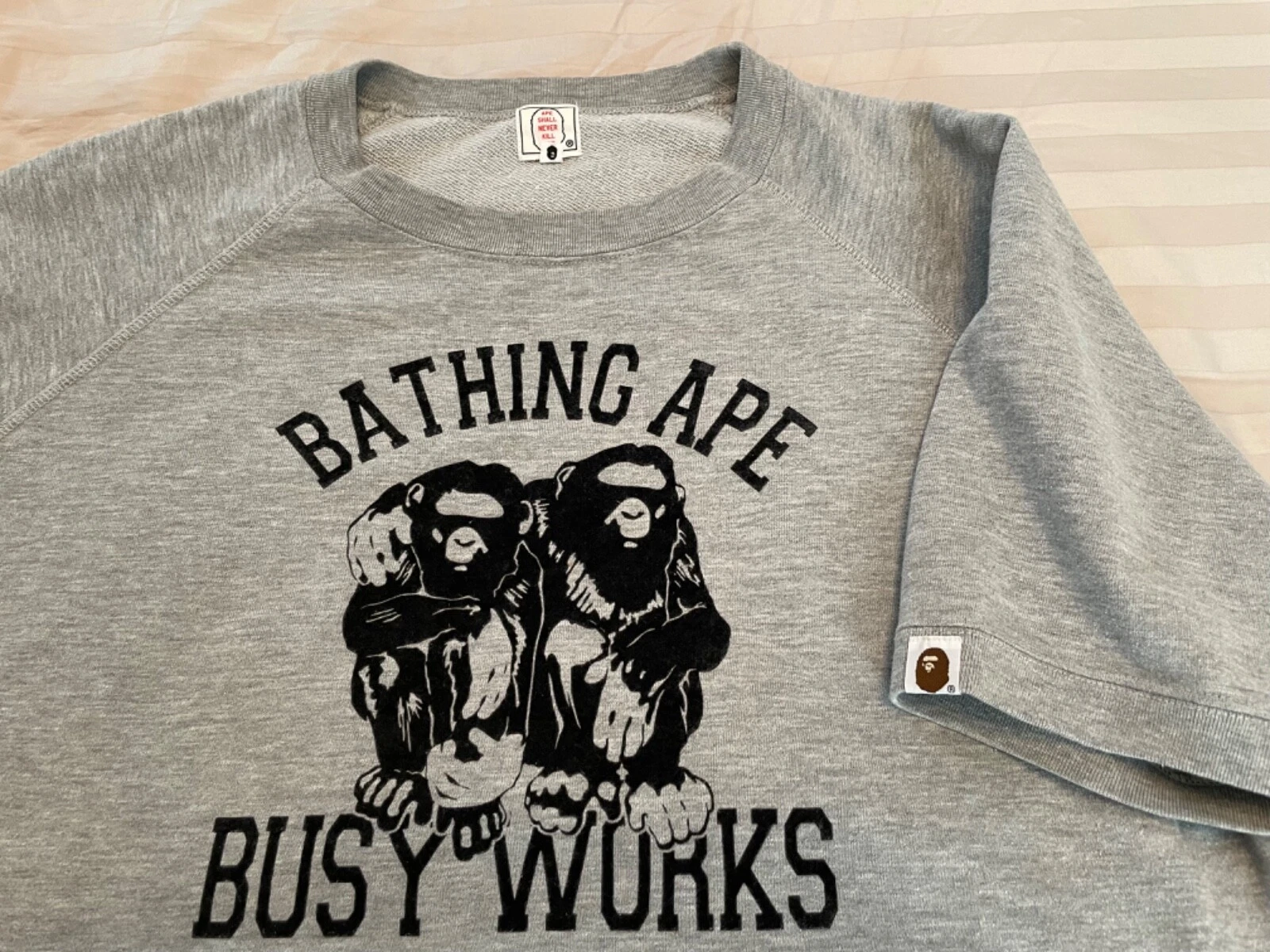 BATHING APE Busy Work Grand sweat shirt pas suprême XL tee moyen chapeau à capuche requin