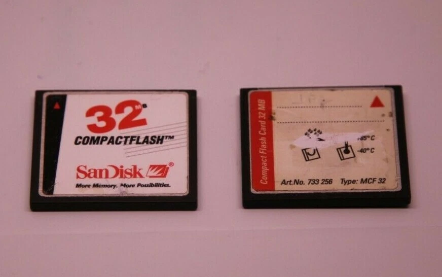 !! SANDISK 2X 32MB COMPACT FLASH CARDS !! 1"11/16 (43mm) X 1"6/16 (36mm) !! - Image 2 of 2