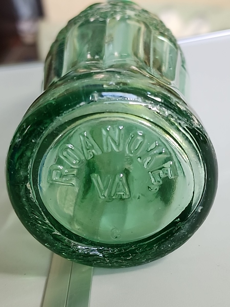 VTG 1948 6 Oz. Coca-Cola Bottle Roanoke Virginia Patent D-105529