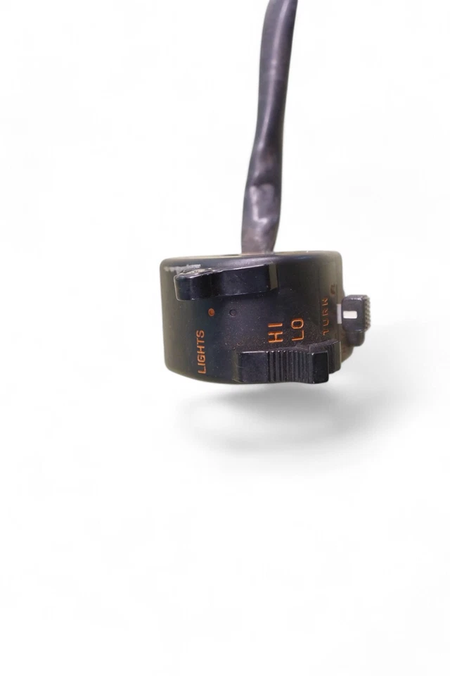 Ducati 750 GT 750GT DM750 1975 Super Sport bisel DM Desmo interruptor izquierdo *2877 Foto 2 de 4