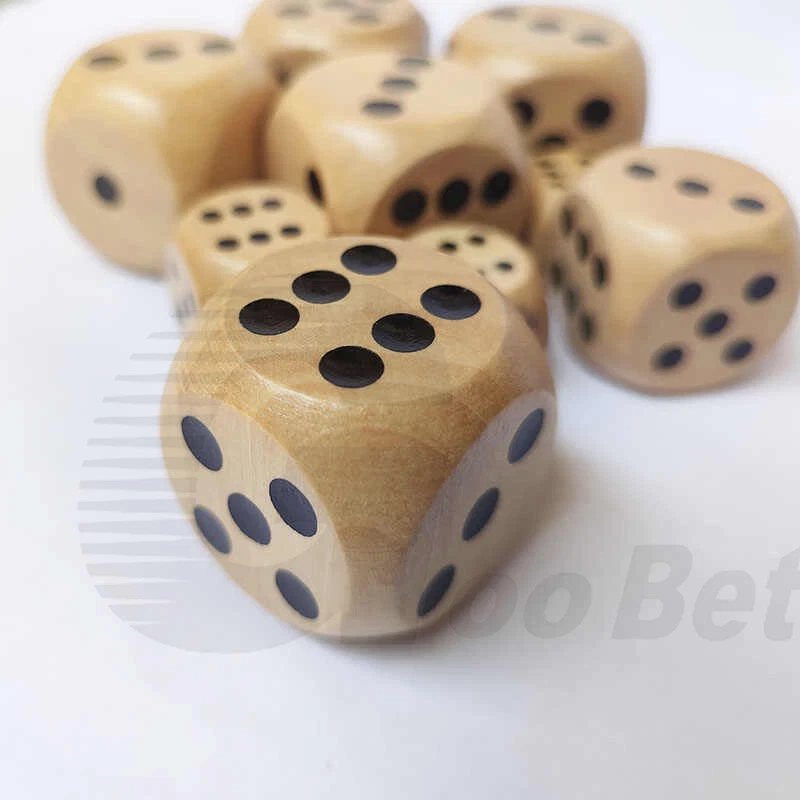 Wooden Dice Big Size 1.8/2/2.5/3cm D6 Six Sided Spot Dots Die Board Games Casino - Image 3 of 4