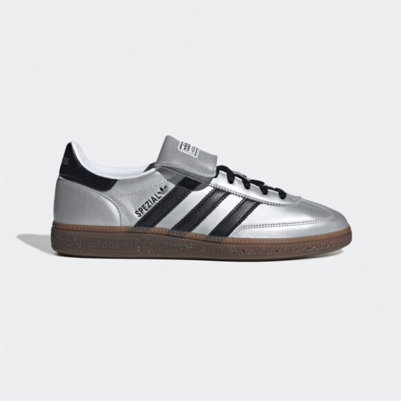 新品 adidas HANDBALL SPEZIAL シルバー 26.5 adidas Originals Spezial Silver Metallic Black Gum5 JS0