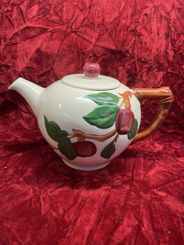 Franciscan Earthenware Teapot with Lid, Vintage Red Apple NICE - 第 1/8 張圖片