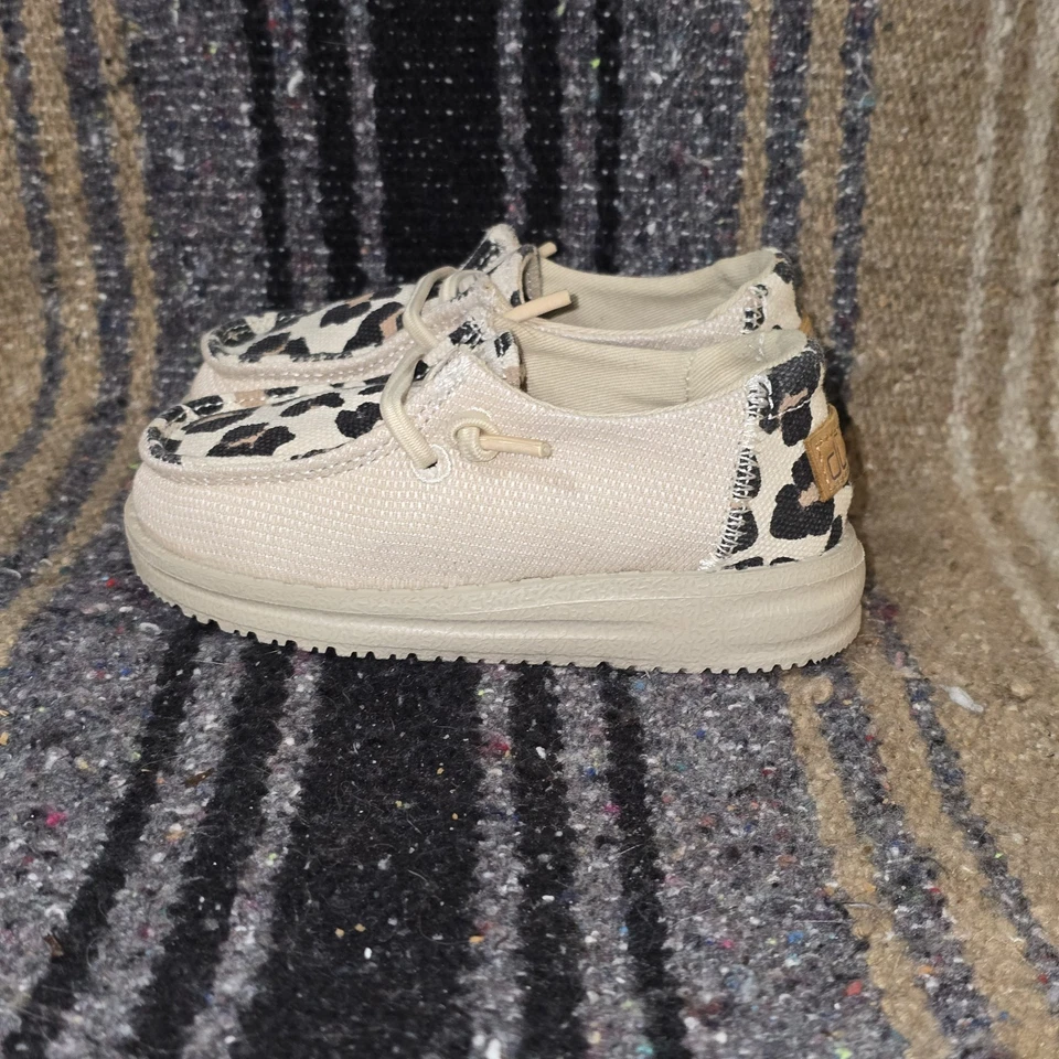 Sapato Funk Hey Dude Infantil Leo Safari Tamanho 7 Leve Slip-On - Imagem 3 de 4