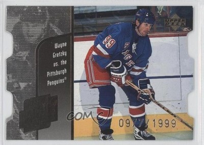 1998-99 Upper Deck Year of the Great One Die-Cut Quantum Wayne Gretzky HOF h3a