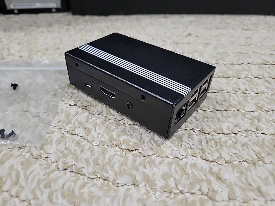 Raspberry Pi 2 Model B V1.1 - with Case and fan - Image 2 of 3