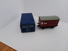 Hornby Dublo. D1 BR Horse Box. OO Gauge. 32060 Vintage Model Railway. Boxed. 