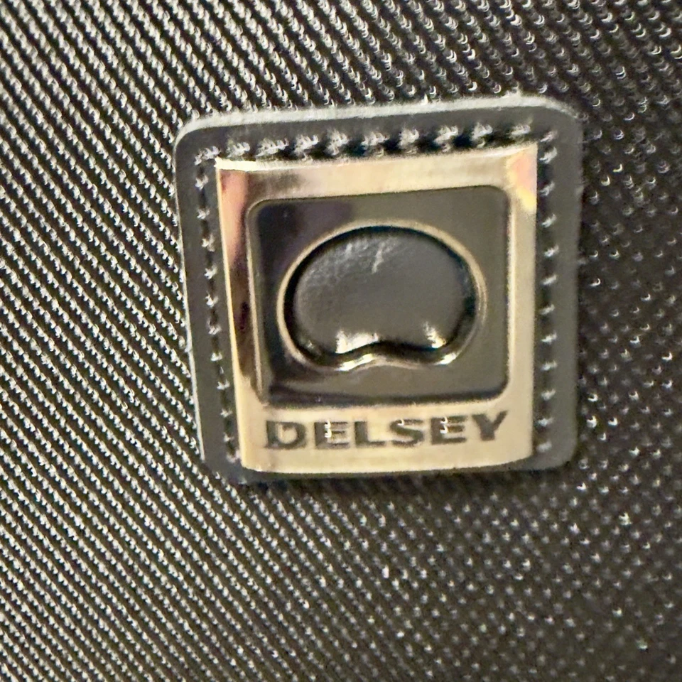 DELSEY Paris Luggage DLX Garment Bag with Spinner Wheels Black 24 Inch - Image 2 of 4