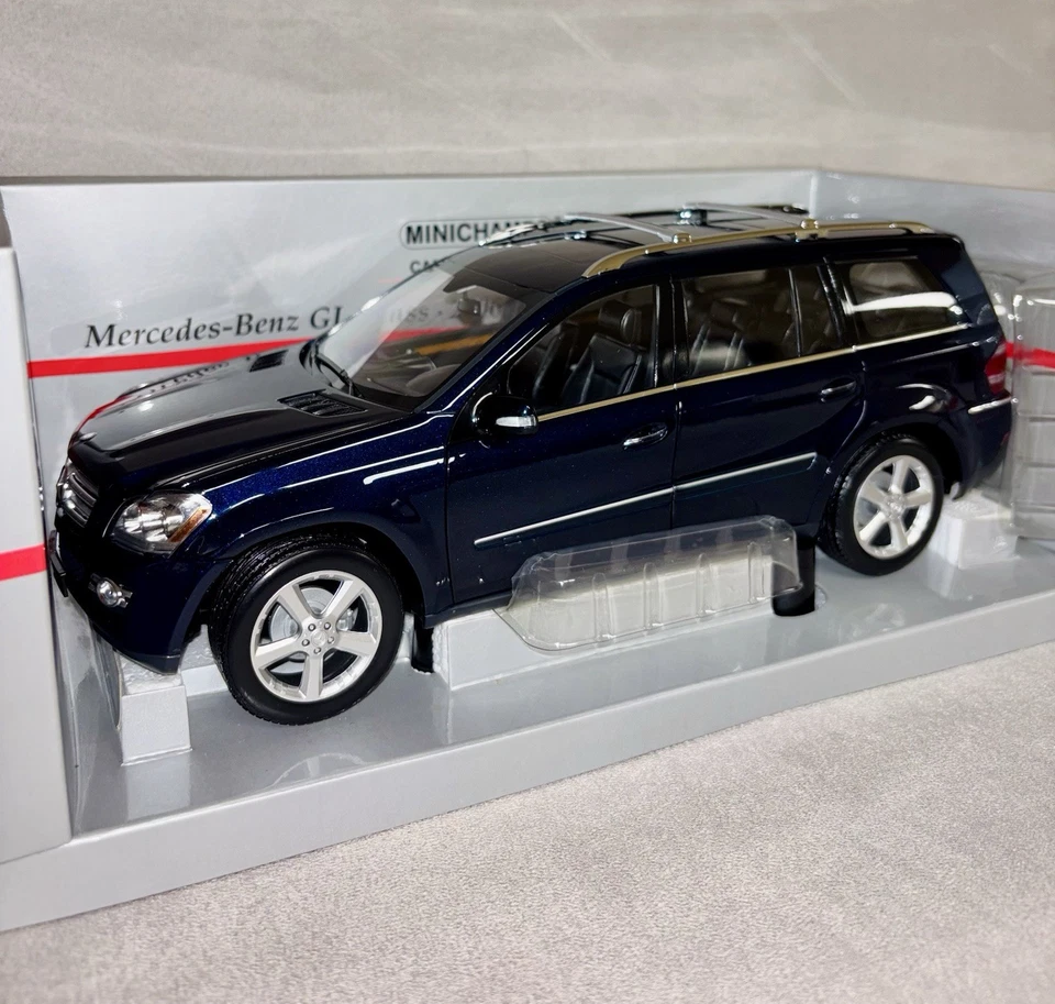 Mercedes Benz GL Klasse 2006 1/18 Minichamps Metallic Blue - Immagine 3 di 4