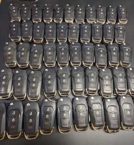 LOT OF 50 OEM FORD FLIP KEY FOB LOT KEYLESS ENTRY FOB LOT  N5F-A08TAA  3 buttons