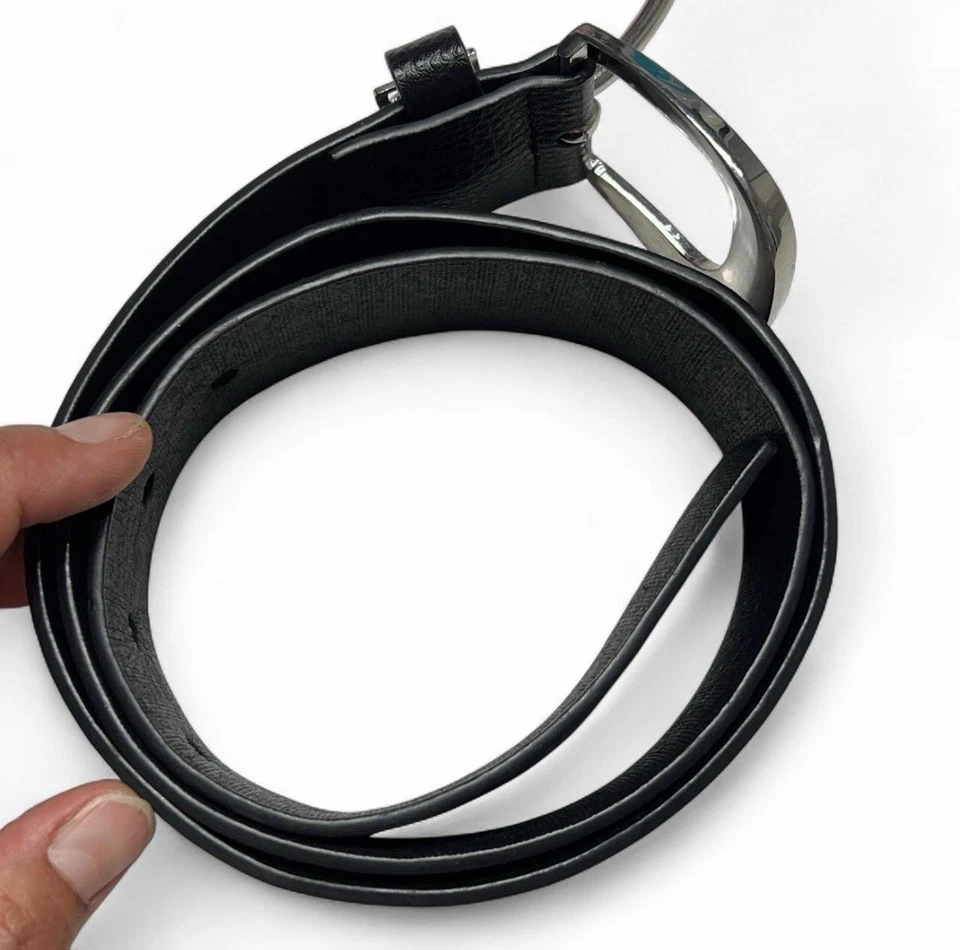 Cinturón Michael Kors Negro Cuero Genuino Talla M 39*1.5 Hebilla Plateada 554749 Logo Foto 3 de 4