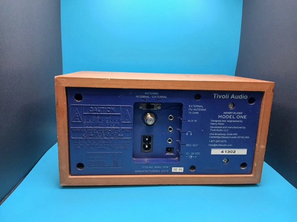 Tivoli Audio Henry Kloss Model One AM/FM/AUX - Image 3 of 4