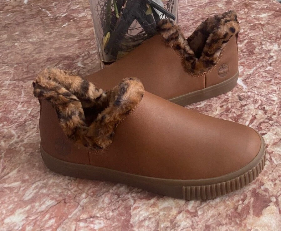 Nuova scarpa slipon Timberland Skyla Bay marrone impermeabile foderata in pelliccia sintetica taglia 9 $99