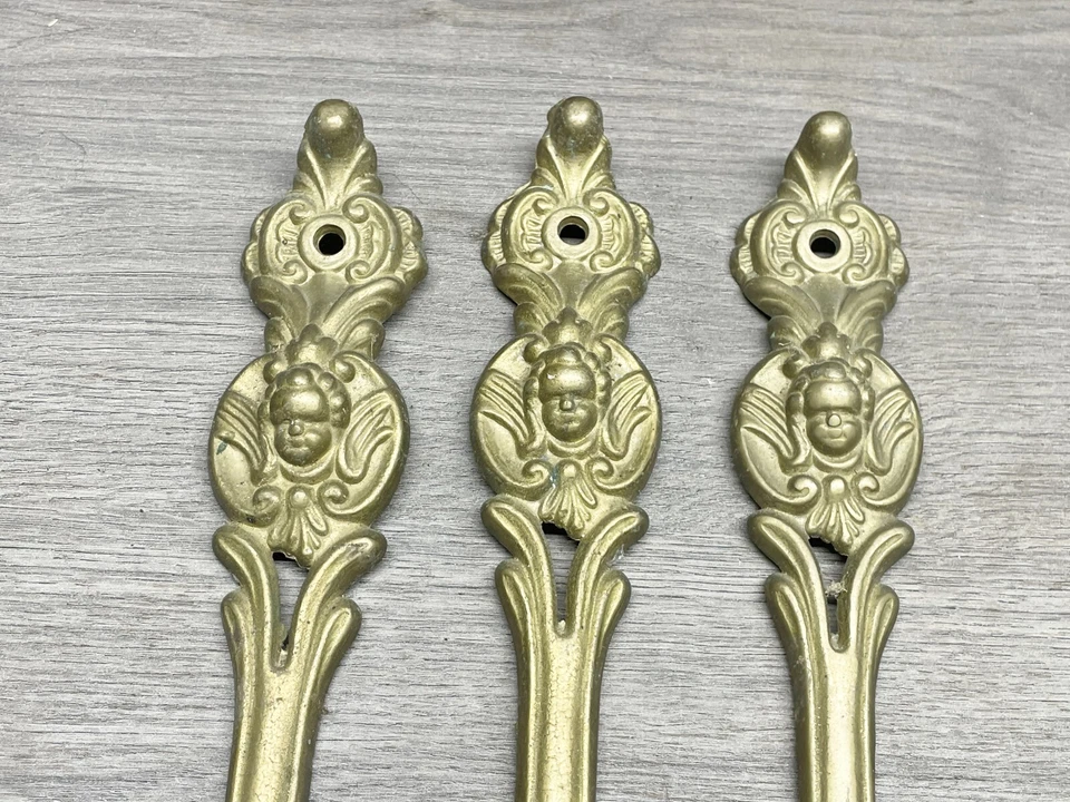 SET OF 3 VINTAGE ANTIQUE BRASS FURNITURE LEGS COLLECTIBLE HARDWARE - Image 2 of 4