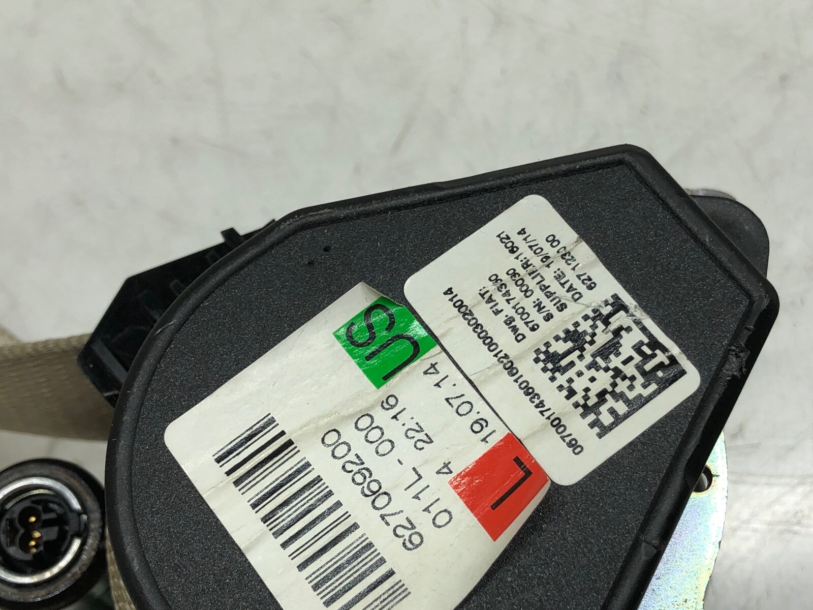 2014-2019 MASERATI GHIBLI S Q4 LEFT DRIVER FRONT SEATBELT RETRACTOR OEM.