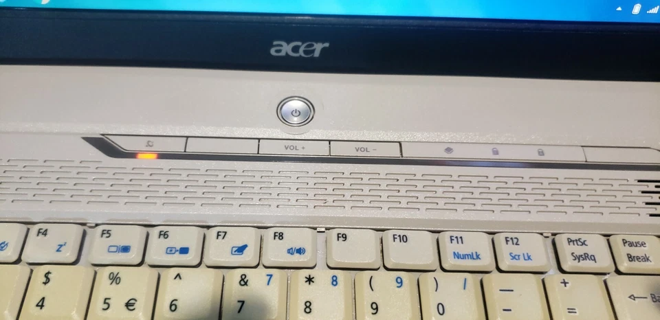 CHEAP LAPTOP Acer Aspire 5315  MICROSOFT OFFICE 2013 - Image 4 of 4