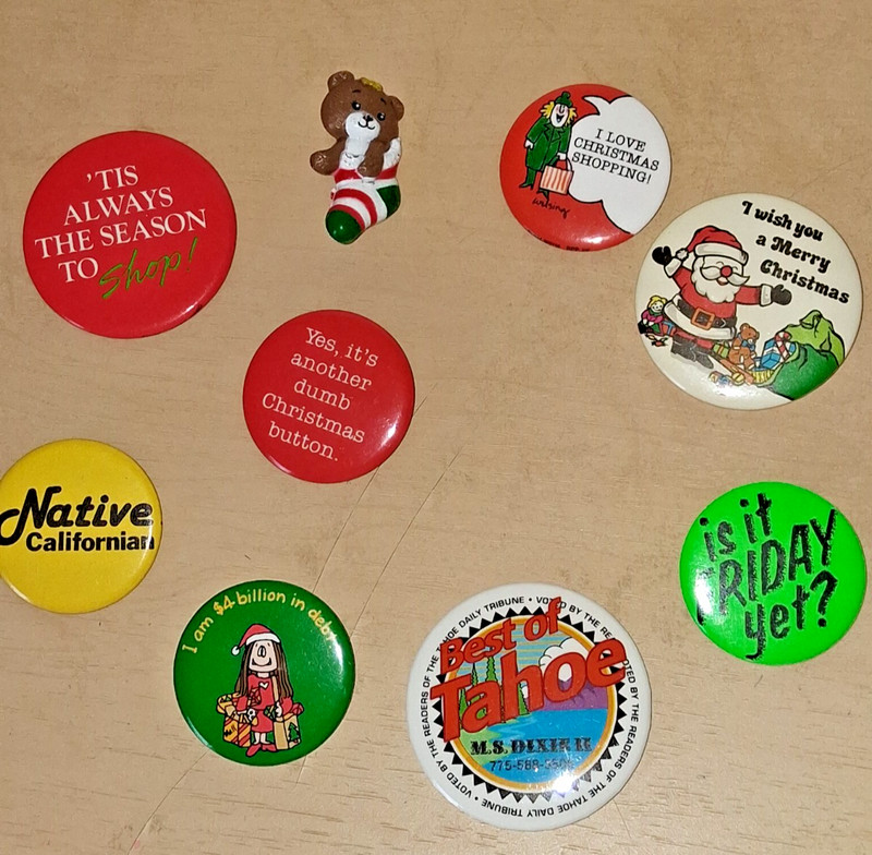 Assorted Wearable Pins 6 Christmas and 3 Miscellanious