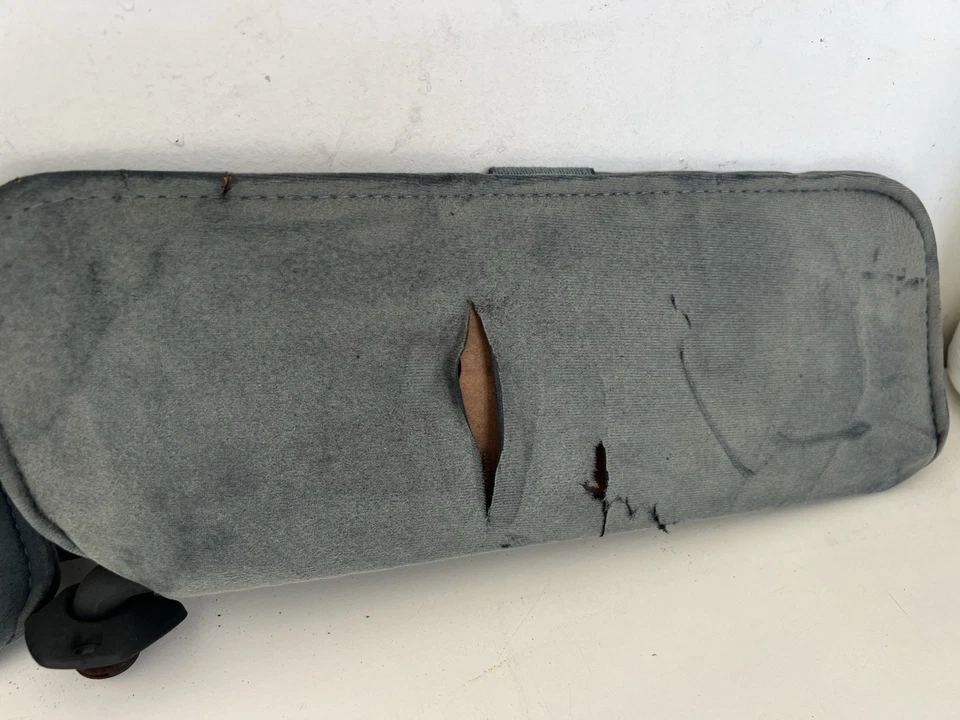 Pontiac Sunbird 1984-1985 pares cortinas parasol vintage genuino fabricante de equipos originales Foto 3 de 4